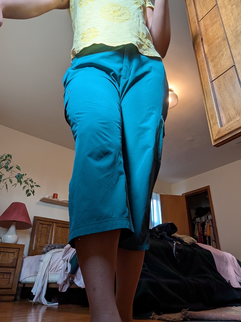 Cropped Teal Cargo Capri Pants for Women